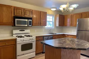 17 Azalea Ln, Marlborough, MA 01752 - Photo 5