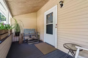 18 Lodge Rd, Wayland, MA 01778 - Photo 3