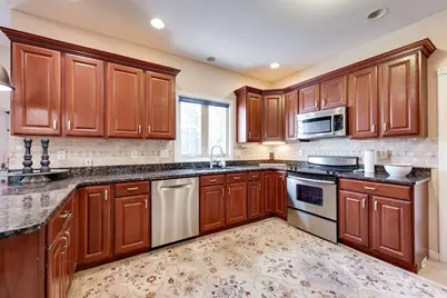 18 Bayberry Dr #18, Easthampton, MA 01027 - Photo 11