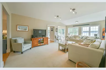 261 Thompson Road, Webster, MA 01570 - Photo 13