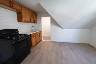 8 Colonial Ave, Boston, MA 02124 - Photo 3