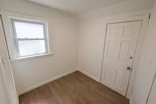 8 Colonial Ave, Boston, MA 02124 - Photo 11