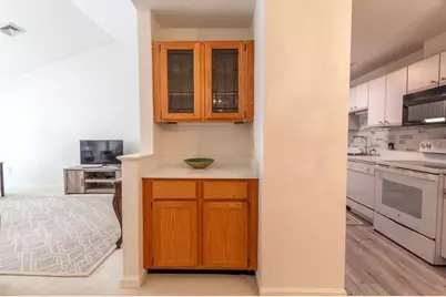 409 Old Country #409, Wenham, MA 01984 - Photo 5