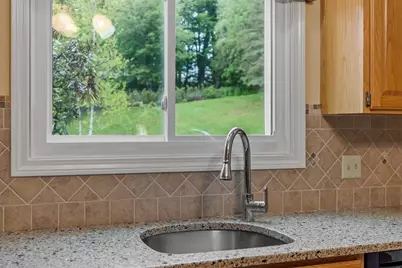 29 Rinnock Rd, Fitchburg, MA 01420 - Photo 13