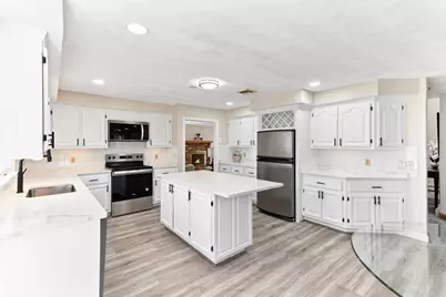 60 Bryan Drive, Taunton, MA 02780 - Photo 9