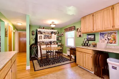 37 Philip St, Ludlow, MA 01056 - Photo 17