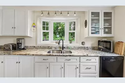 8 Foster St, Oxford, MA 01540 - Photo 19