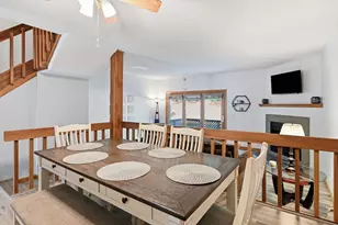 13 Ash Ln, Agawam, MA 01001 - Photo 9