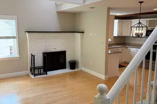 68 Temple St, Newburyport, MA 01950 - Photo 9