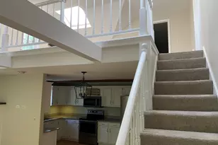 68 Temple St, Newburyport, MA 01950 - Photo 11