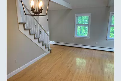 6 Temple St #5, Newburyport, MA 01950 - Photo 5