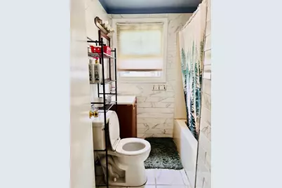 82 E St #B, Lowell, MA 01851 - Photo 7