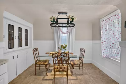 22 Fruit St, Leominster, MA 01453 - Photo 15
