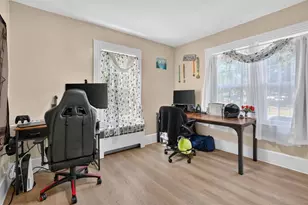 22 Fruit St, Leominster, MA 01453 - Photo 17
