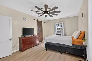 22 Fruit St, Leominster, MA 01453 - Photo 23