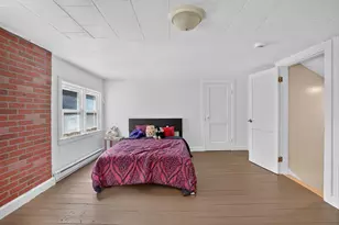 22 Fruit St, Leominster, MA 01453 - Photo 27