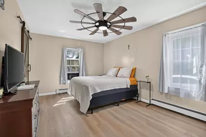 22 Fruit St, Leominster, MA 01453 - Photo 21