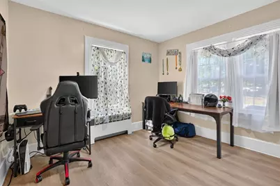 22 Fruit St, Leominster, MA 01453 - Photo 17