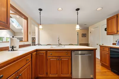 5 Hemlock Street, Beverly, MA 01915 - Photo 15