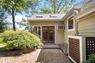 5 Hemlock St, Beverly, MA 01915 - Photo 31