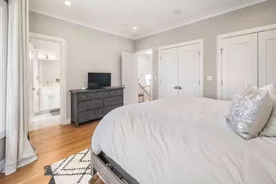 854 E Broadway St #3, Boston, MA 02127 - Photo 13