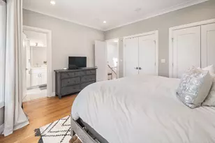 854 E Broadway St, Boston, MA 02127 - Photo 13