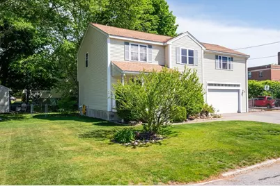 11 Fleming St, Lowell, MA 01851 - Photo 23
