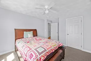 11 Fleming St, Lowell, MA 01851 - Photo 17