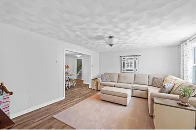 11 Fleming St, Lowell, MA 01851 - Photo 9