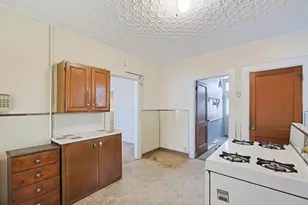 101 Winthrop St, Brockton, MA 02301 - Photo 9