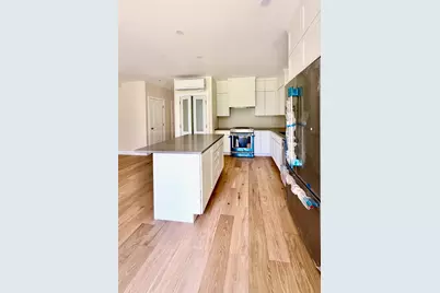 94 Lyman Rd #B, Northampton, MA 01060 - Photo 3