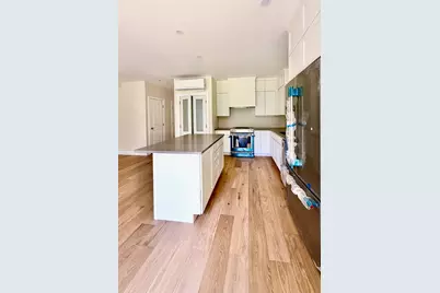 94 Lyman Rd #B, Northampton, MA 01060 - Photo 3