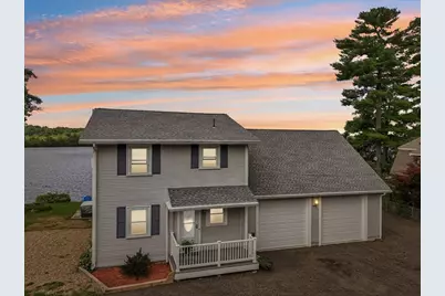 10 Pine Bluff Ave, Merrimac, MA 01860 - Photo 1