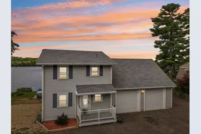 10 Pine Bluff Ave, Merrimac, MA 01860 - Photo 3