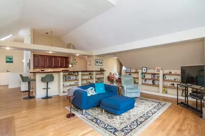 10 N Main St #5E, Williamsburg, MA 01096 - Photo 5