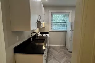 235 Rawson, Brookline, MA 02445 - Photo 5