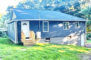 8 Robertson Dr, Shrewsbury, MA 01545 - Photo 1