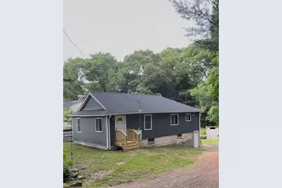 8 Robertson Dr, Shrewsbury, MA 01545 - Photo 1