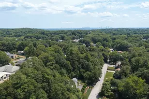 54 Squire Rd, Winchester, MA 01890 - Photo 9
