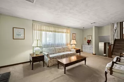 1372 Pleasant St, Brockton, MA 02301 - Photo 9