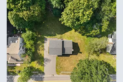 1372 Pleasant St, Brockton, MA 02301 - Photo 37