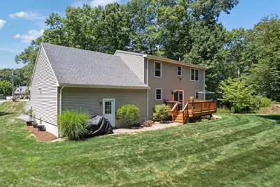 29 Junction Cirlce, Attleboro, MA 02703 - Photo 3
