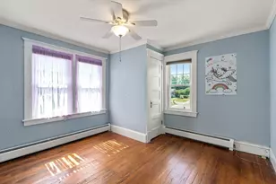32 Wilmont St, Chicopee, MA 01013 - Photo 27