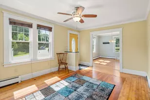 32 Wilmont St, Chicopee, MA 01013 - Photo 17