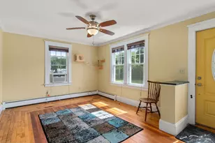 32 Wilmont St, Chicopee, MA 01013 - Photo 19
