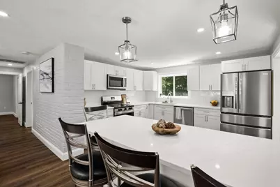 15 Clara Rd, Brockton, MA 02302 - Photo 5