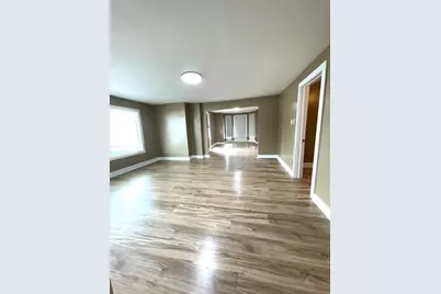 221 Middle St, New Bedford, MA 02740 - Photo 17