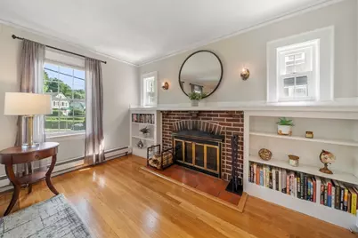 28 Parkway Road, Medford, MA 02155 - Photo 5