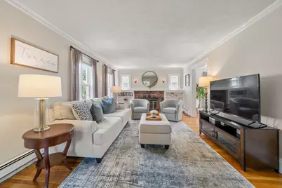 28 Parkway Road, Medford, MA 02155 - Photo 3