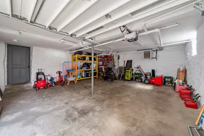28 Parkway Road, Medford, MA 02155 - Photo 33